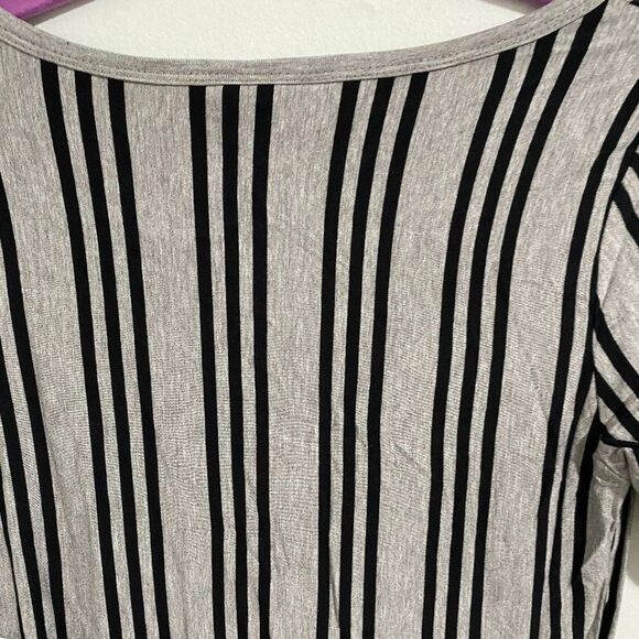 NWT Lula Roe Julia Womens Dress Size XS - Picture 3 of 4